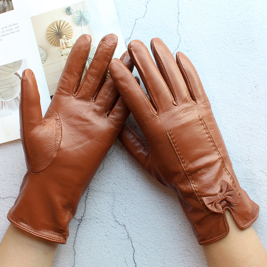 カラフルな革手袋女性ファッションシンプルなスタイルのベルベッ - Leather Work Winter Gloves のレビューと価格